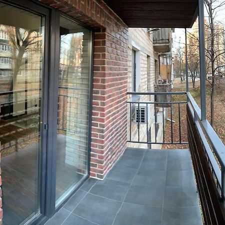 Уютная Квартира Возле Метро 23 Августа Apartment Harkiv Exterior foto