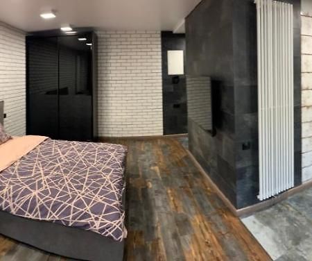 Уютная Квартира Возле Метро 23 Августа Apartment Harkiv Exterior foto